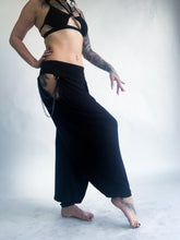 Load image into Gallery viewer, Andromeda Flow Pants with removable chains - Black Bamboo Jersey