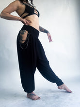 Load image into Gallery viewer, Andromeda Flow Pants with removable chains - Black Bamboo Jersey