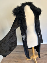 Load image into Gallery viewer, SALE - THE EMPRESS - Velvet Tarot Robe - XS/Small