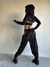 Load image into Gallery viewer, SALE - XS/Small - BLACK VELVET Flow Pants
