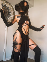 Load image into Gallery viewer, Kitana Set in BLACK - 5 piece set - Mortal Kombat Cosplay

